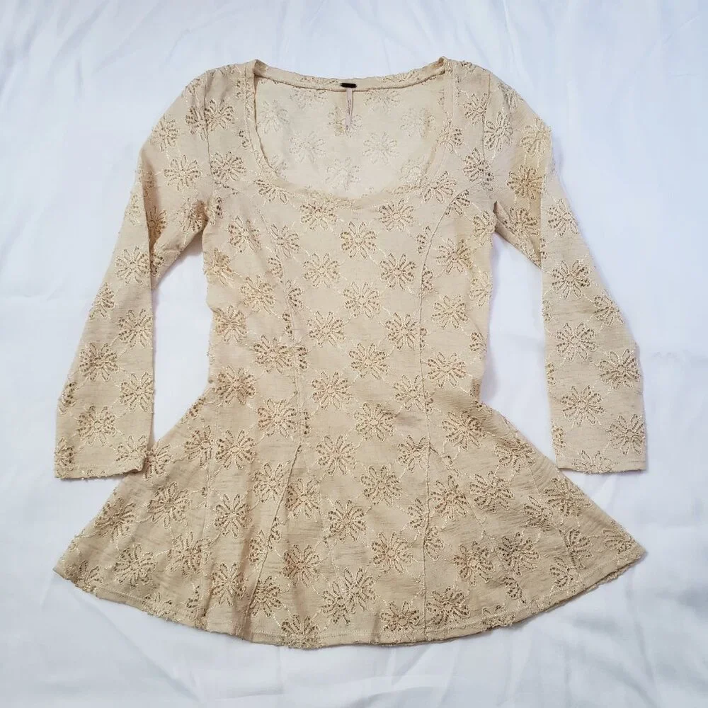 Free People reposhing this